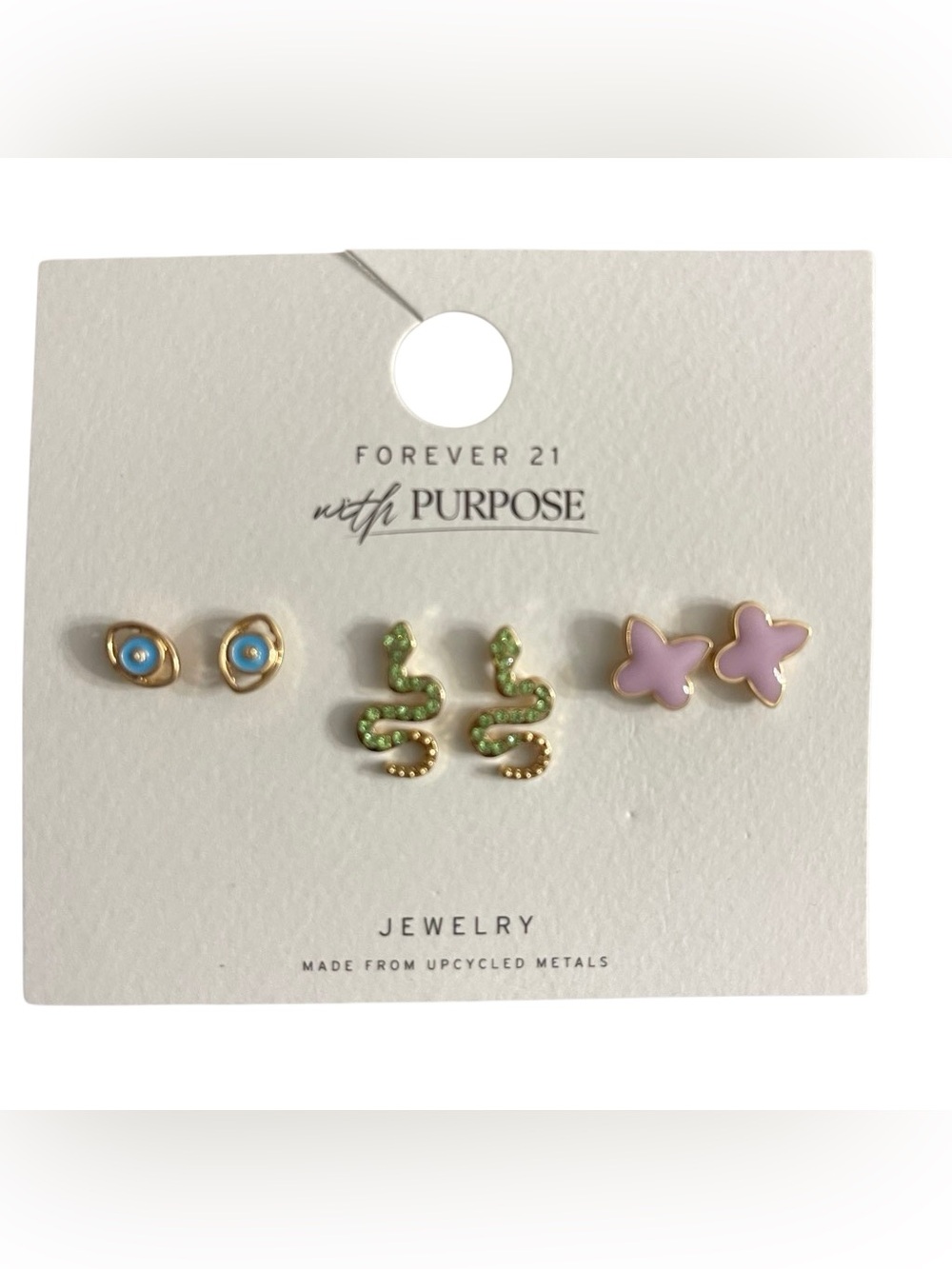 ✨ Chanel’s Closet ✨ GLAM GIRL GALA GIVEAWAY | 3 Pair Earrings - Picture 2 of 3